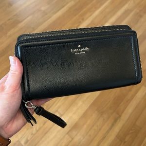 Black Kate Spade Wristlet